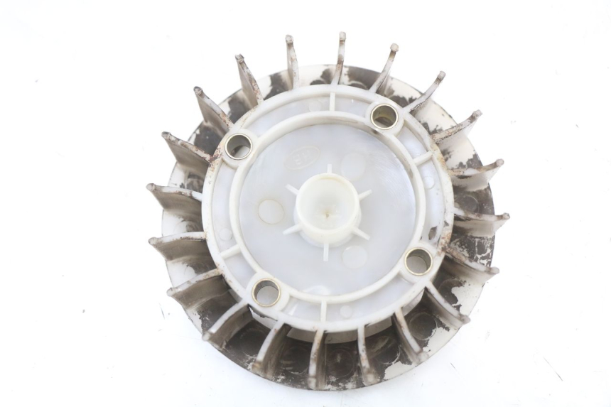 photo de VENTILATOR PEUGEOT KISBEE 4T 50 (2018 - 2022) - Zoom op gebruiksstaat