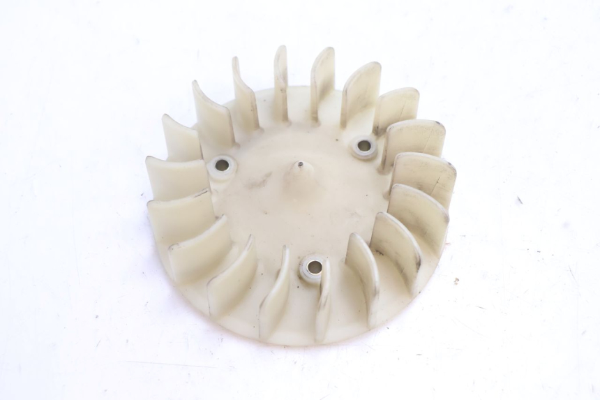 photo de VENTILATOR PEUGEOT LUDIX ONE 50 (2004 - 2013) - Detail van het onderdeel