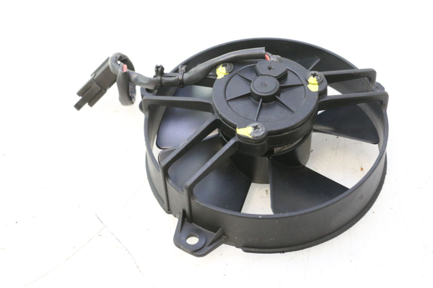 photo de VENTILATOR PIAGGIO MP3 HPE 530 (2022 - 2026) - Technische close-up