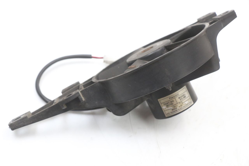 photo de VENTILATOR PIAGGIO MP3 LT 400 (2007 - 2012) - Zoom op gebruiksstaat