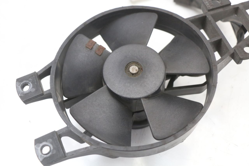 photo de VENTILATOR PIAGGIO MP3 125 (2006 - 2014) - Detail van het onderdeel