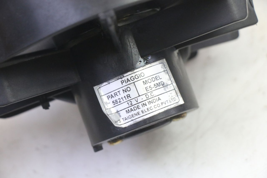 photo de VENTILATOR PIAGGIO MP3 RL 250 (2006 - 2010) - Andere kijkhoek