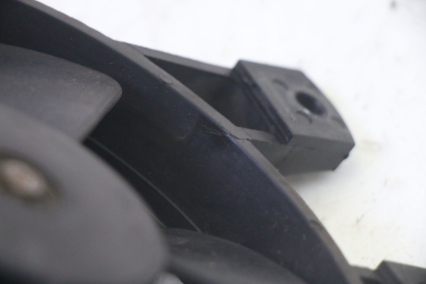 photo de VENTILATOR PIAGGIO MP3 500 (2016 - 2018) - Zoom op gebruiksstaat