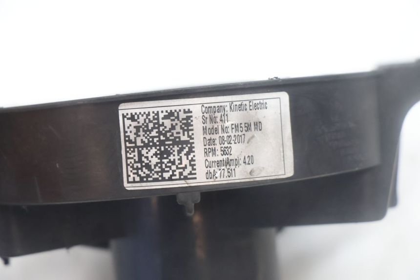 photo de VENTILATOR PIAGGIO MP3 500 (2016 - 2018) - Zoom op gebruiksstaat