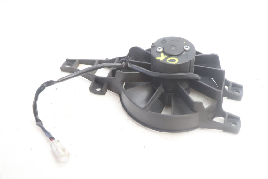 photo de VENTILATOR PIAGGIO MP3 500 (2016 - 2018) - Andere kijkhoek