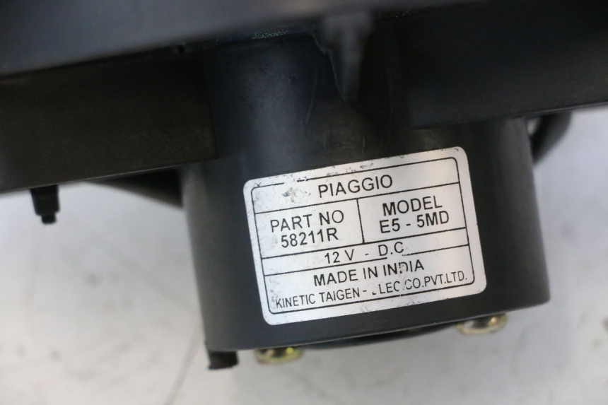 photo de VENTILATOR PIAGGIO MP3 500 (2011 - 2015) - Detail van het onderdeel