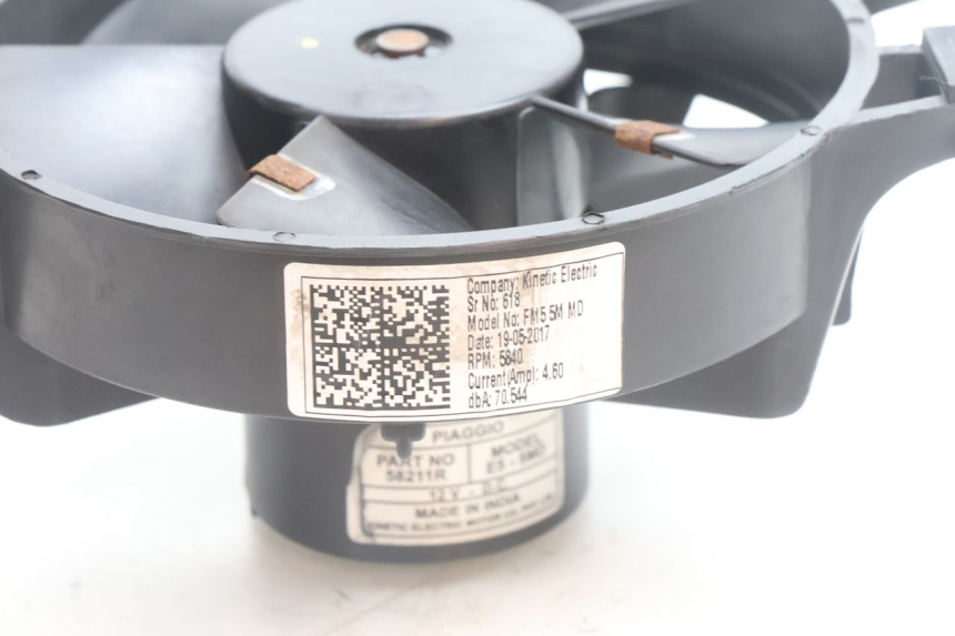 photo de VENTILATOR PIAGGIO MP3 500 (2016 - 2018) - Zoom op gebruiksstaat