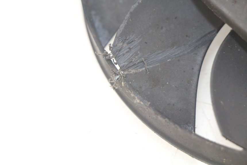 photo de VENTILATOR YAMAHA MT-07 MT07 ABS 700 (2014 - 2017) - Zoom op gebruiksstaat