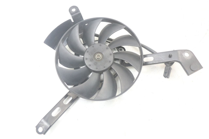 photo de VENTILATOR YAMAHA MT-07 MT07 ABS 700 (2014 - 2017) - Hoofdaanzicht