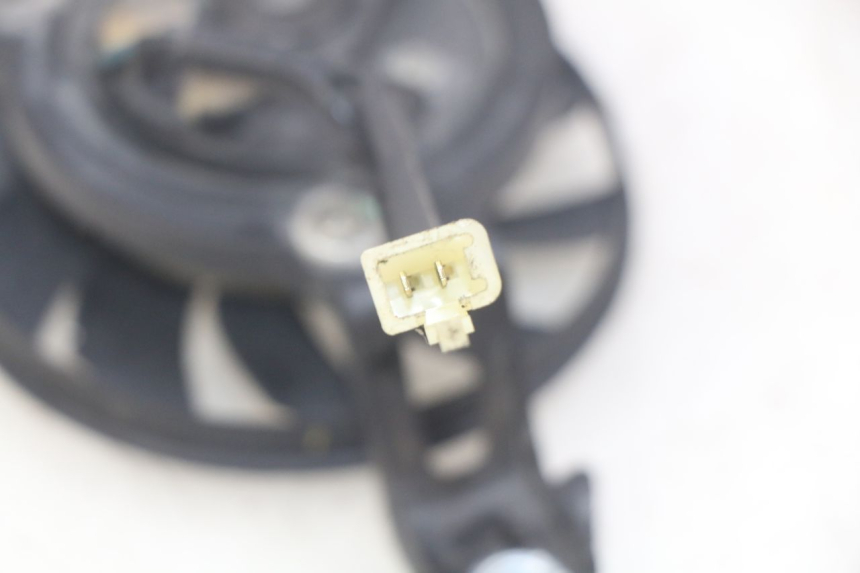 photo de VENTILATOR YAMAHA MT ABS 125 (2014 - 2018) - Detail van het onderdeel