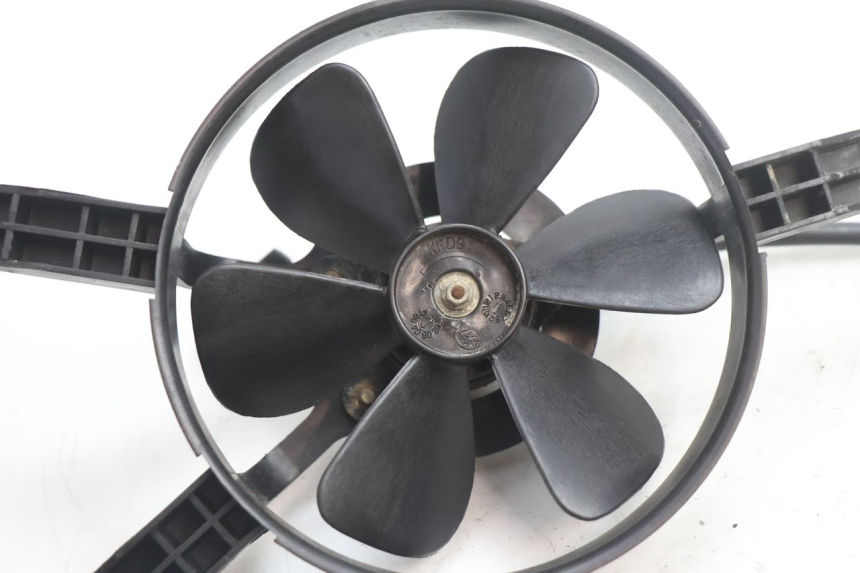 photo de VENTILATOR KYMCO MXU R 250 (2004 - 2010) - Detail van het onderdeel