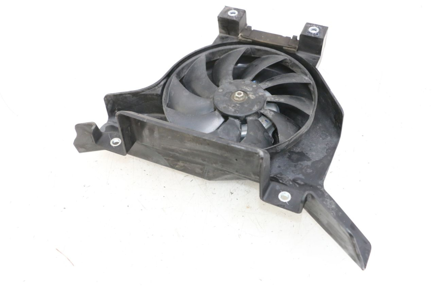 photo de VENTILATOR KAWASAKI NINJA 400 (2018 - 2023) - Technische close-up