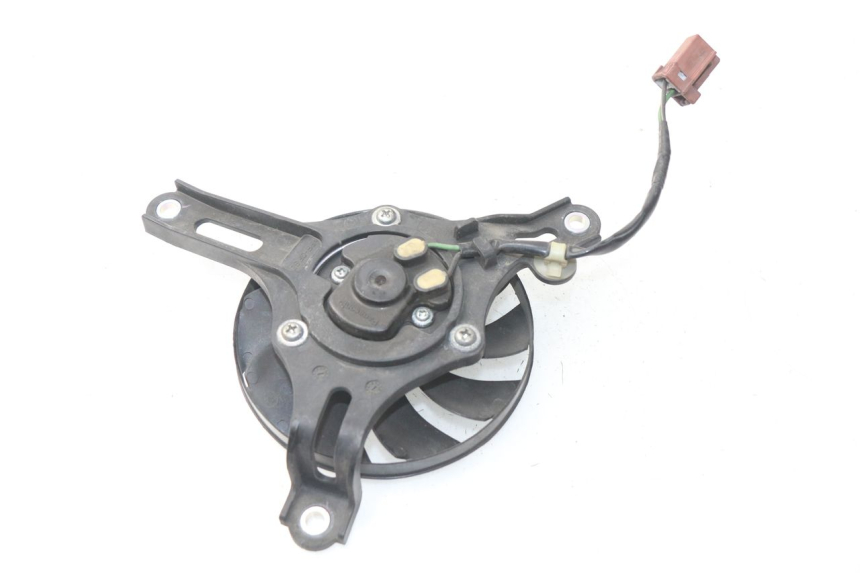 photo de VENTILATOR HONDA NSS EX FORZA 250 (2005 - 2013) - Zoom op gebruiksstaat