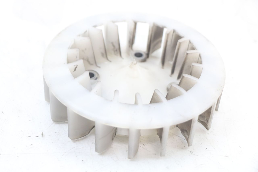 photo de VENTILATOR PEUGEOT ELYSTAR 50 (2002 - 2014) - Detail van het onderdeel