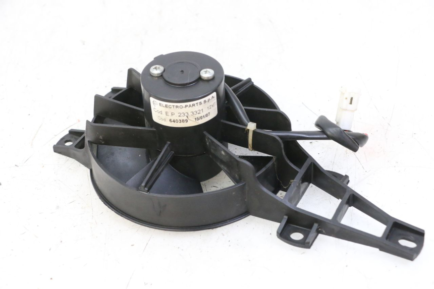 photo de VENTILATOR PIAGGIO MP3 125 (2006 - 2014) - Zoom op gebruiksstaat