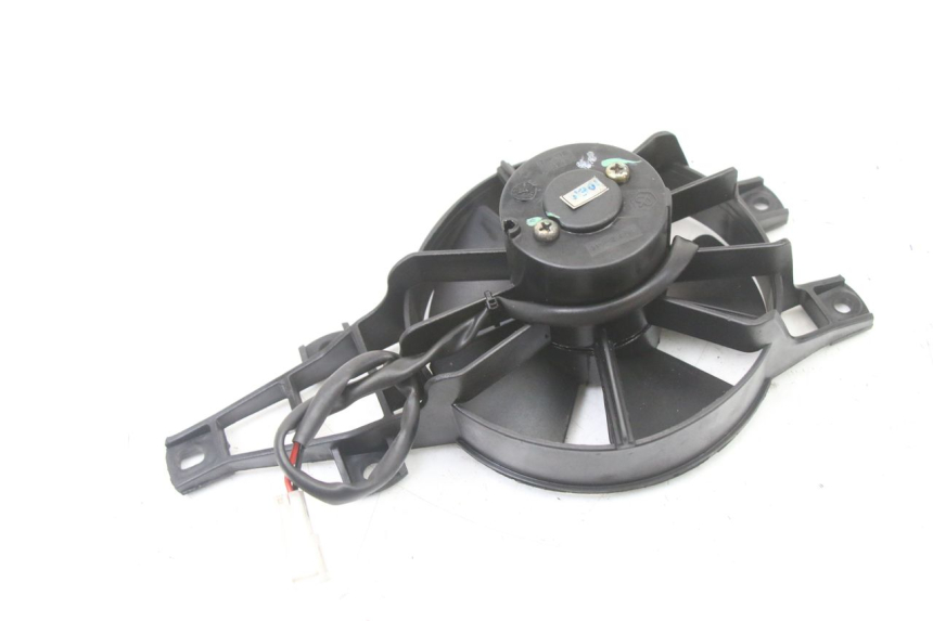 photo de VENTILATOR PIAGGIO MP3 LT 400 (2007 - 2012) - Zoom op gebruiksstaat