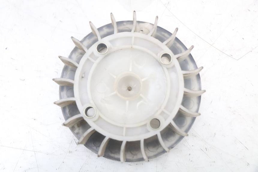 photo de VENTILATOR TNT MOTOR ROMA 10' 4T 50 (2007 - 2018) - Zoom op gebruiksstaat