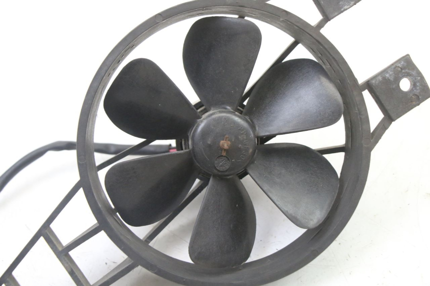 photo de VENTILATOR PEUGEOT SATELIS COMPRESSOR K15 125 (2006 - 2009) - Detail van het onderdeel