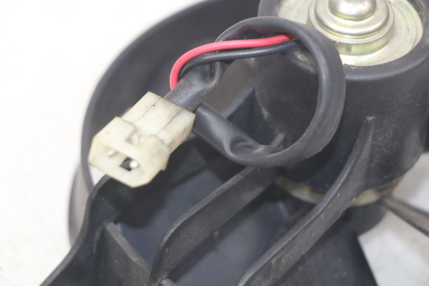 photo de VENTILATOR PEUGEOT SATELIS 125 (2010 - 2012) - Detail van het onderdeel