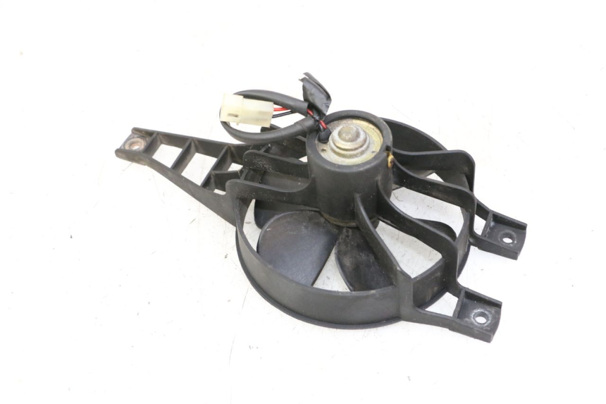 photo de VENTILATOR PEUGEOT SATELIS 125 (2013 - 2018) - Detail van het onderdeel