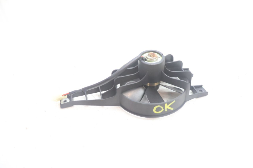 photo de VENTILATOR PEUGEOT SATELIS 125 (2013 - 2018) - Zoom op gebruiksstaat