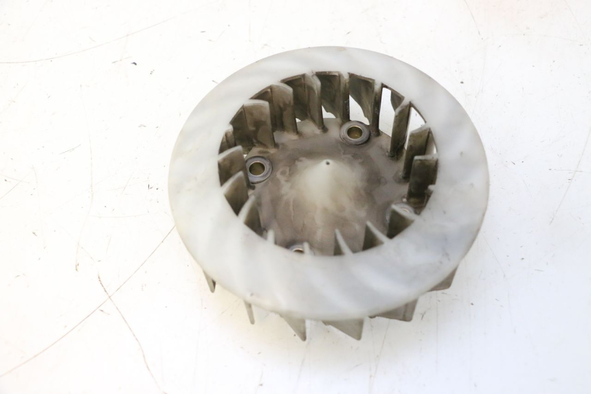 photo de VENTILATOR PEUGEOT SPEEDFIGHT 2 AC 50 (2000 - 2009) - Detail van het onderdeel