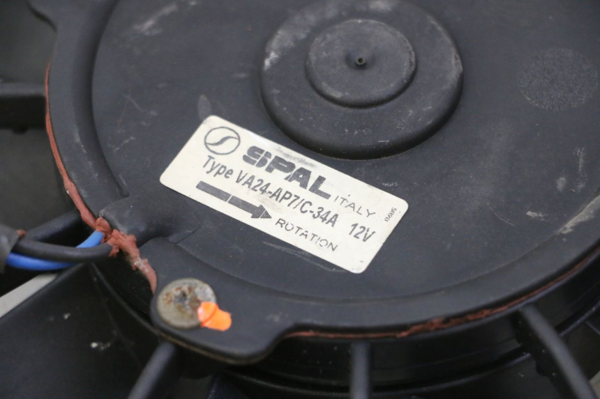 photo de VENTILATOR TRIUMPH SPRINT 900 (1995 - 1998) - Andere kijkhoek