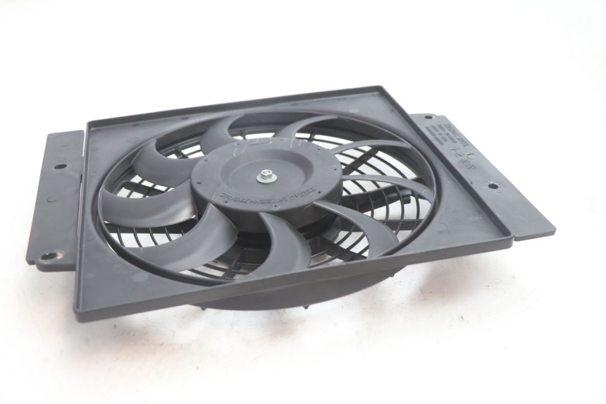 photo de VENTILATOR CAN-AM SPYDER RS 1000 (2008 - 2012) - Zoom op gebruiksstaat