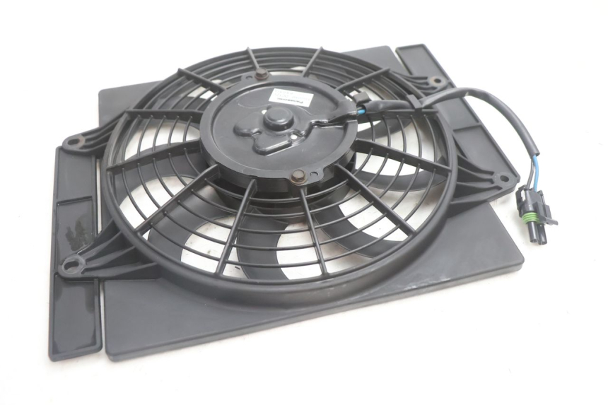 photo de VENTILATOR CAN-AM SPYDER RS 1000 (2008 - 2012) - Andere kijkhoek