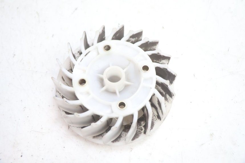 photo de VENTILATOR KYMCO SUPER 8 2T 50 (2007 - 2013) - Zoom op gebruiksstaat