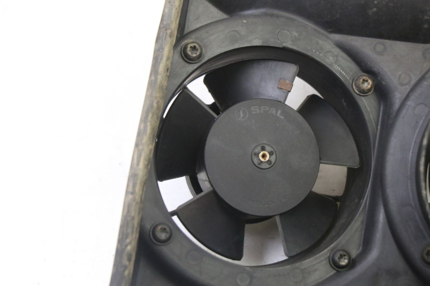 photo de VENTILATOR KTM SUPERENDURO R 950 (2005 - 2009) - Detail van het onderdeel