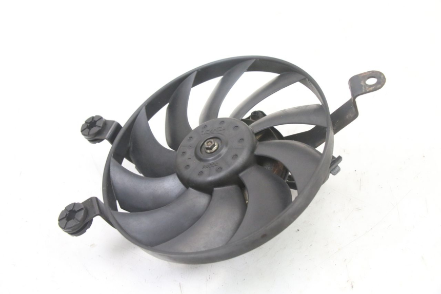photo de VENTILATOR SUZUKI GSX F GSXF 650 (2007 - 2015) - Detail van het onderdeel