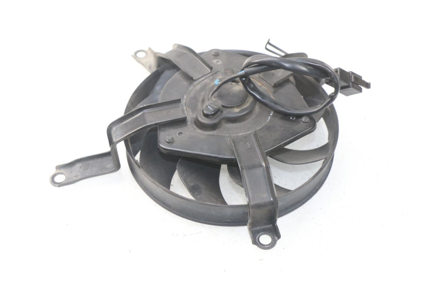 photo de VENTILATOR YAMAHA TDM ABS 900 (2002 - 2014) - Zoom op gebruiksstaat