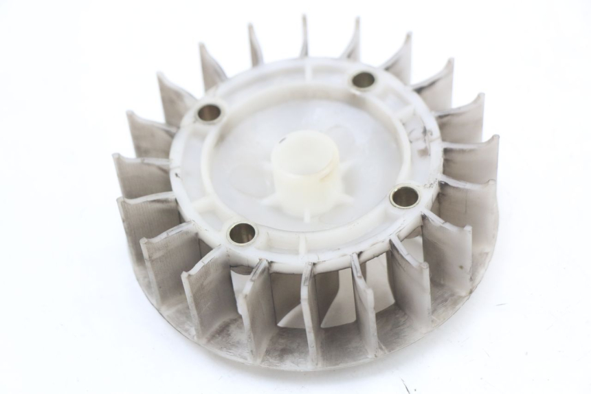 photo de VENTILATOR BEELINE VELOCE 4T 50 (2011 - 2020) - Hoofdaanzicht