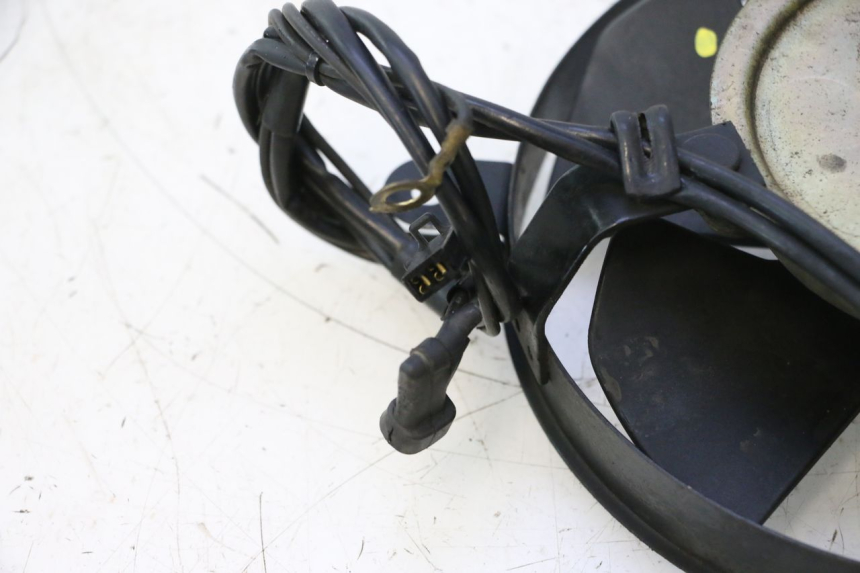 photo de VENTILATOR HONDA VFR FI RC46 800 (1998 - 2001) - Zoom op gebruiksstaat