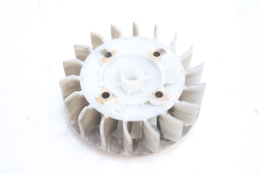 photo de VENTILATOR PEUGEOT VIVACITY 50 (1998 - 2003) - Zoom op gebruiksstaat