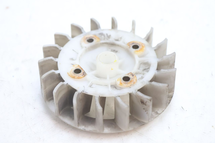 photo de VENTILATOR PEUGEOT VIVACITY 50 (2004 - 2009) - Zoom op gebruiksstaat