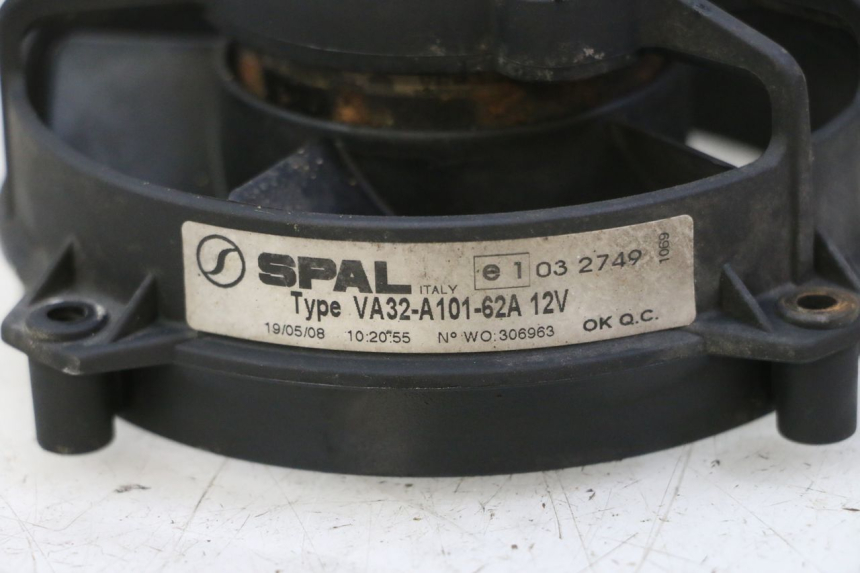 photo de VENTILATOR YAMAHA X-MAX XMAX 250 (2006 - 2009) - Detail van het onderdeel