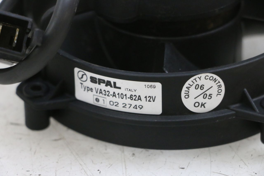 photo de VENTILATOR YAMAHA XMAX X-MAX 125 (2006 - 2009) - Detail van het onderdeel