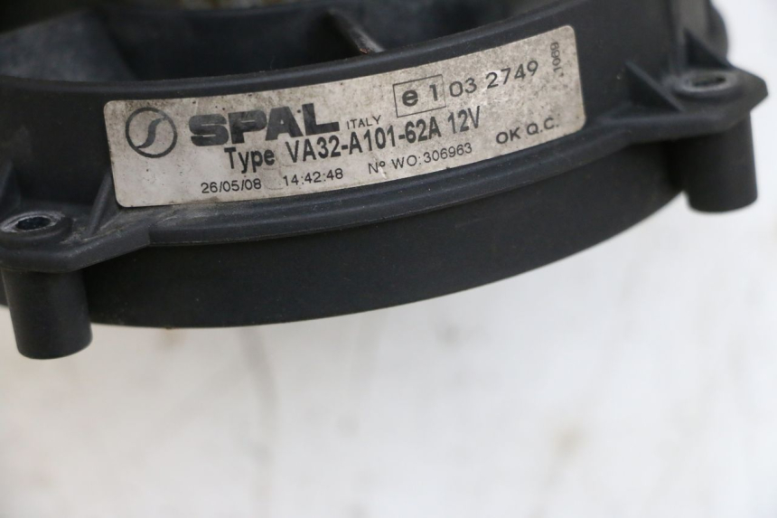 photo de VENTILATOR YAMAHA XMAX X-MAX 125 (2006 - 2009) - Detail van het onderdeel