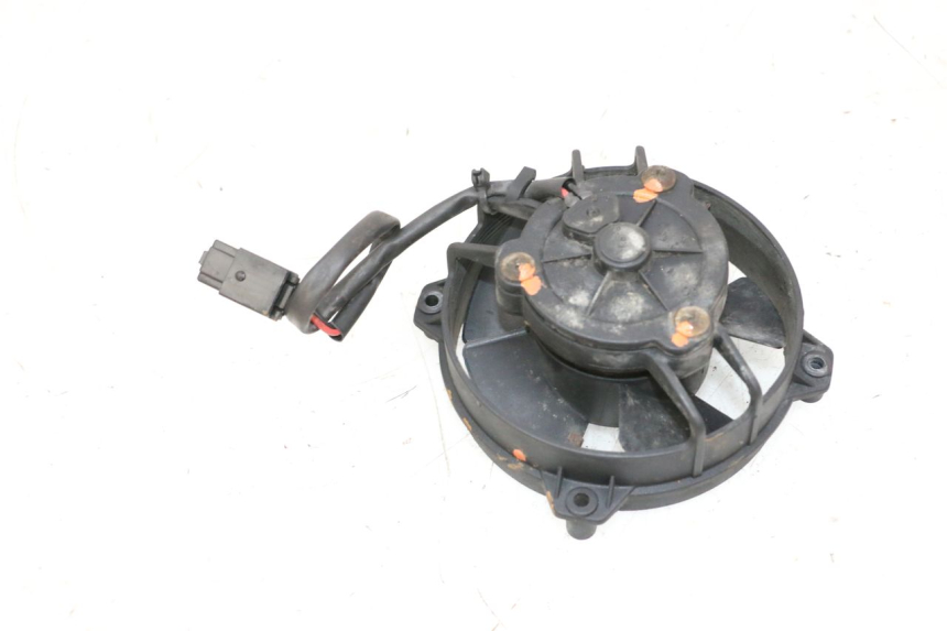 photo de VENTILATOR YAMAHA XMAX X-MAX 125 (2006 - 2009) - Zoom op gebruiksstaat