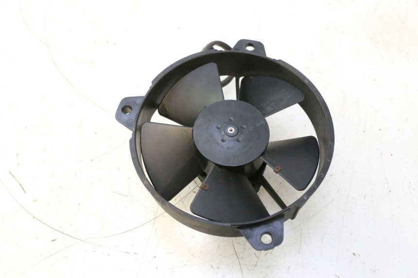 photo de VENTILATOR YAMAHA X-MAX XMAX 125 (2010 - 2013) - Hoofdaanzicht