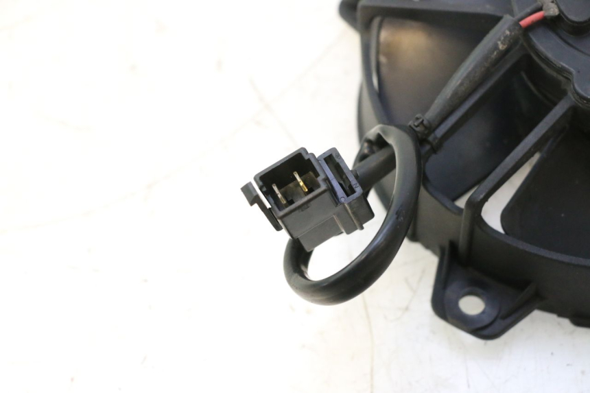 photo de VENTILATOR YAMAHA X-MAX XMAX 125 (2010 - 2013) - Detail van het onderdeel
