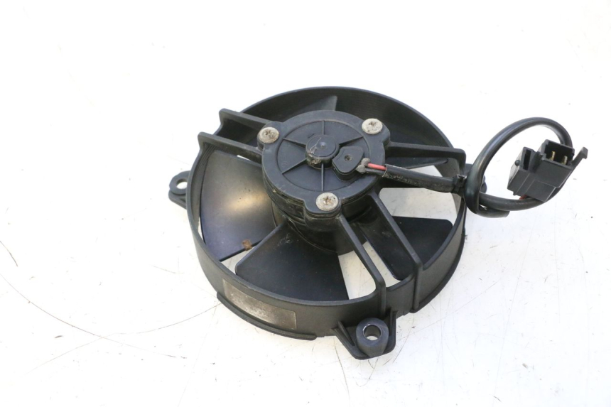 photo de VENTILATOR YAMAHA X-MAX XMAX 125 (2010 - 2013) - Zoom op gebruiksstaat