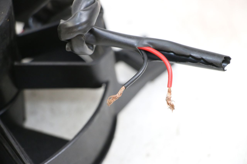 photo de VENTILATOR PIAGGIO X10 125 (2012 - 2017) - Detail van het onderdeel