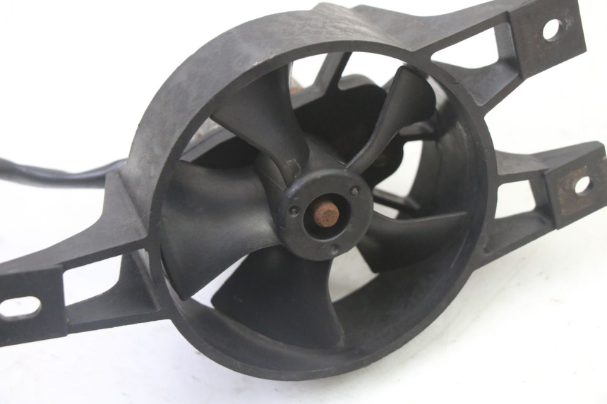photo de VENTILATOR PIAGGIO X9 EVOLUTION 125 (2003 - 2007) - Detail van het onderdeel