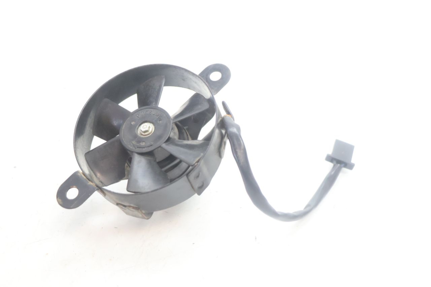 photo de VENTILATOR HONDA XLV VARADERO 125 (2007 - 2012) - Detail van het onderdeel