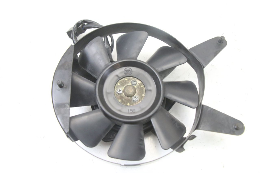 photo de VENTILATOR YAMAHA FZS FAZER 600 (2001 - 2003) - Detail van het onderdeel