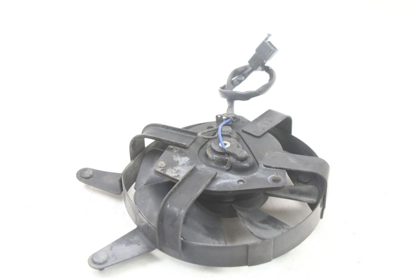 photo de VENTILATOR YAMAHA FZS FAZER 600 (2001 - 2003) - Andere kijkhoek