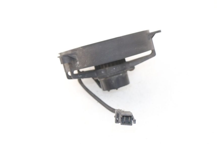 photo de VENTILATOR YAMAHA YP MAJESTY 125 (2002 - 2006) - Detail van het onderdeel
